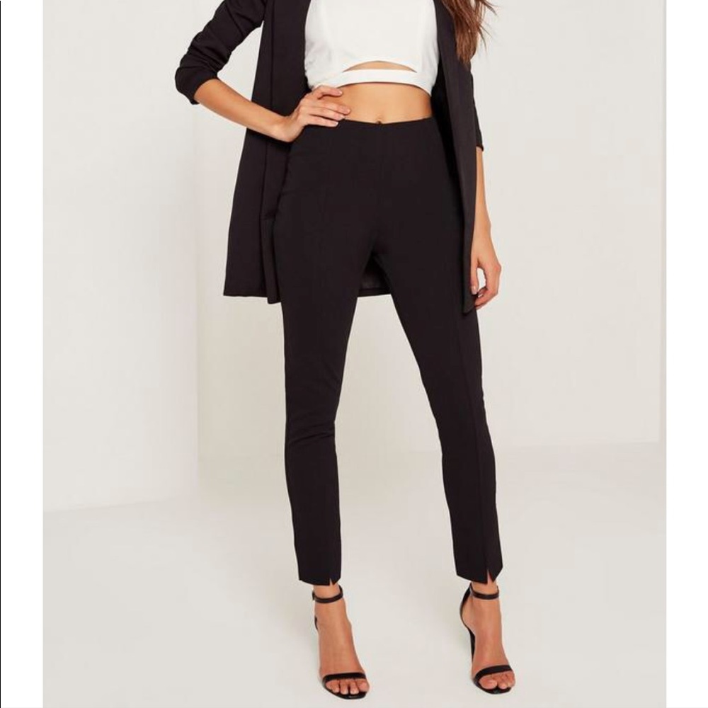 Black trousers‼️